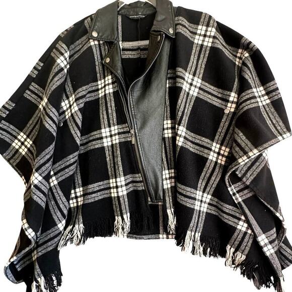 Rock & Republic Cape Poncho Wool Blend Black Cream Plaid Moto Style XS/S Y2K EC - Picture 1 of 10